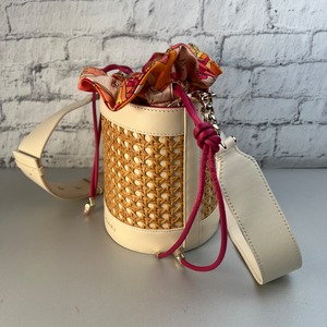 BVLGARI ブルガリ ショルダーバッグ ホワイト A-9294