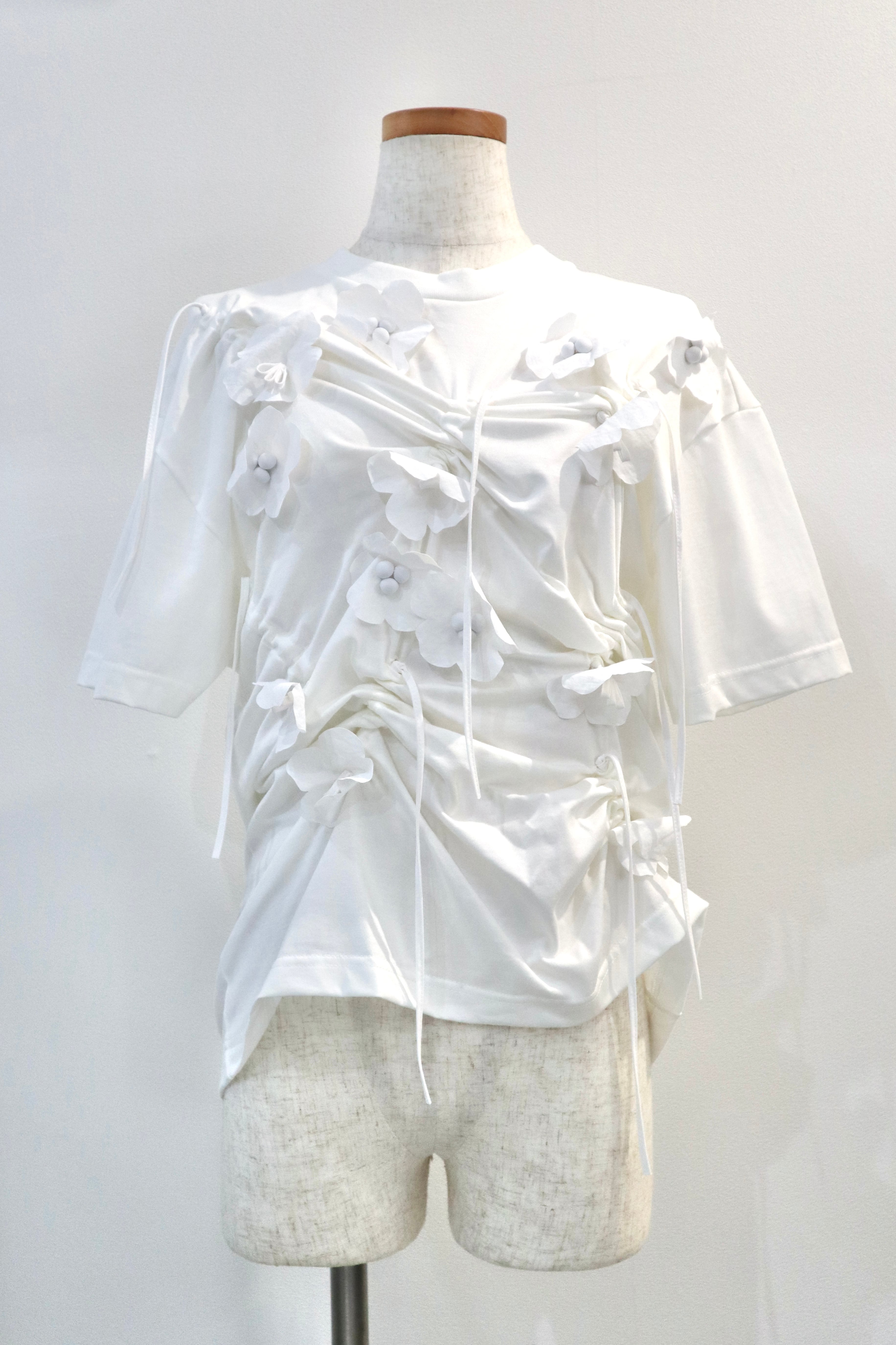 RIV NOBUHIKO】ANTHE FLOWER T-SHIRT | TOLMA.