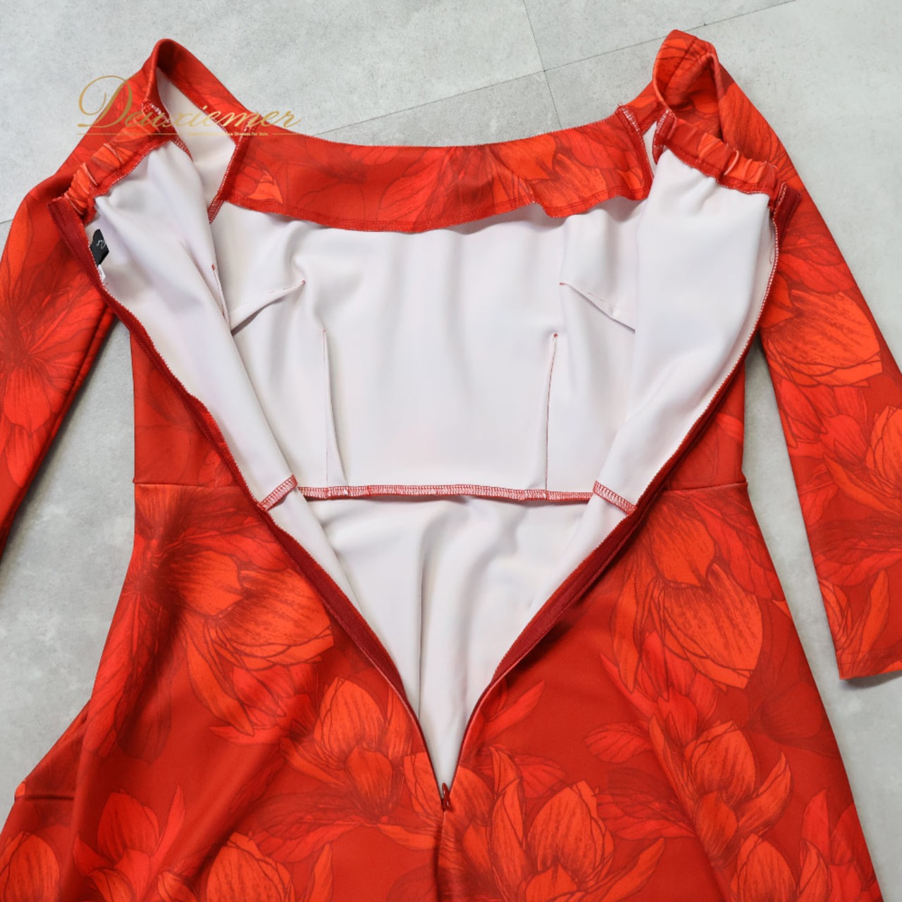 フラダンス 衣装 mmj modernistic エムエムジェイ モダニスティック ワンピース ドレス レッド系 赤 ハワイアンプリント かわいい 鮮やか 華やか 日本製 ダンス衣装 イベント ステージ 袖 ハワイアン アロハ 伸縮 ストレッチ
