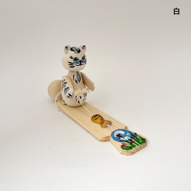 ボゴロツコエ木地玩具「ネコの魚釣り」