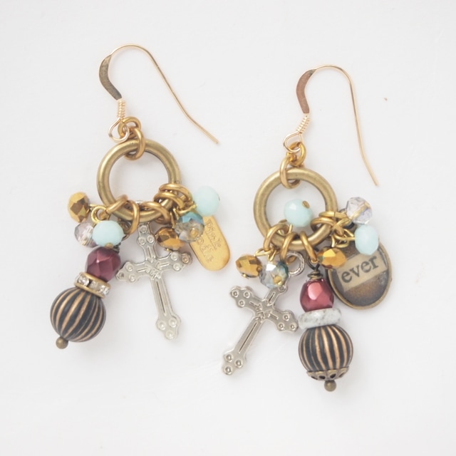 < Earrings >P−916
