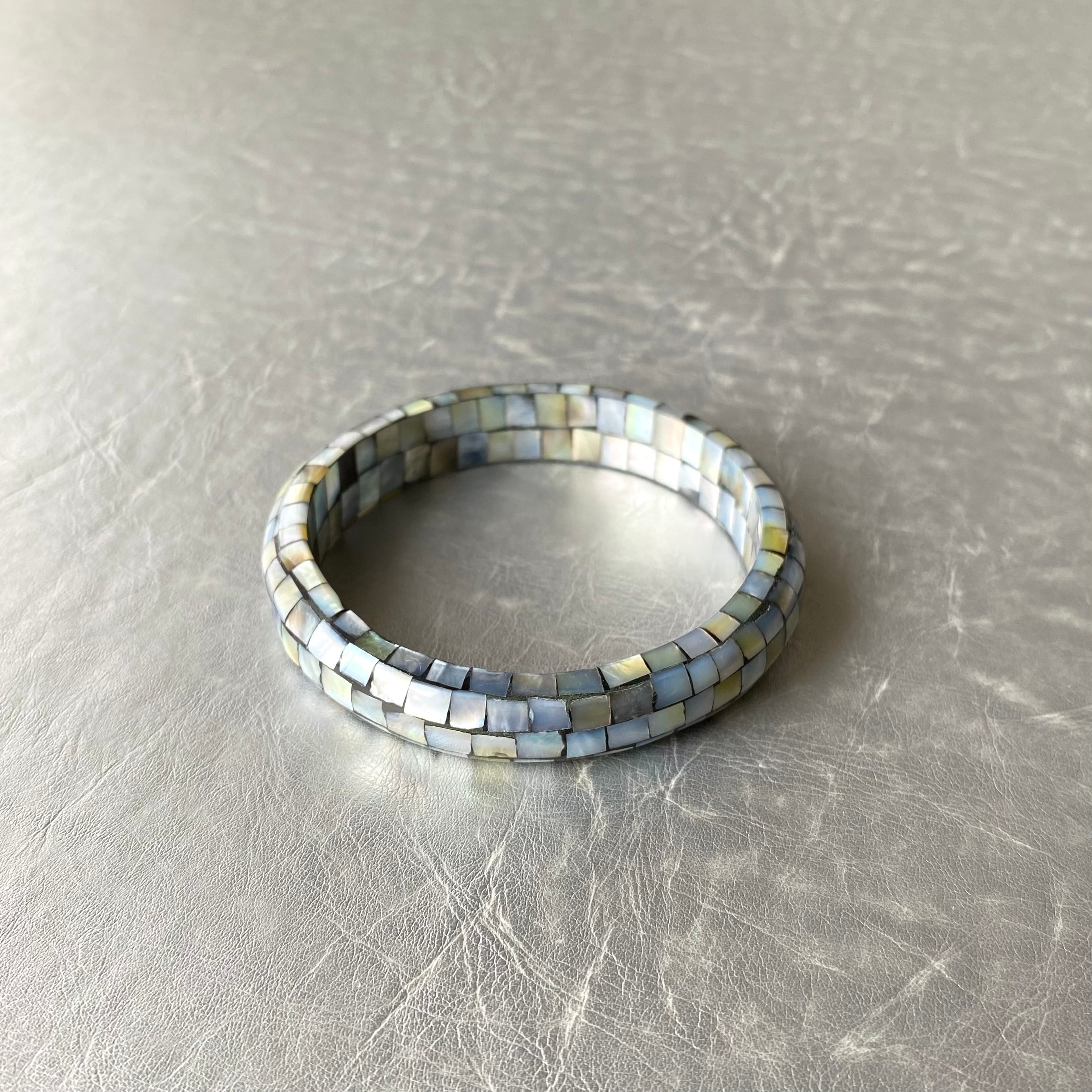 Used retro mode mosaic blue gray shell bangle ユーズド レトロ