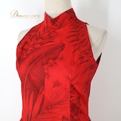 フラダンス 衣装 ワンピース ドレス レッド系 プルメリア柄 ハワイアンプリント アロハ フラ ダンス レッスン 練習 ハイネック フリル ノースリーブ 華やか 鮮やか 上品 大人っぽい かわいい おしゃれ ブラック系 赤 黒 フラダンス衣装 大人用 ハワイアン スカート フリル裾 かわいいデザイン お洒落 エレガント