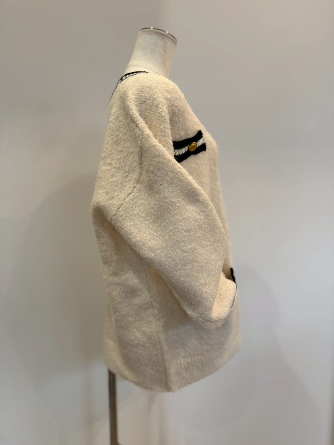 【DOS DIOSAS】ゴールドボタンポケット付きカーディガン D8632