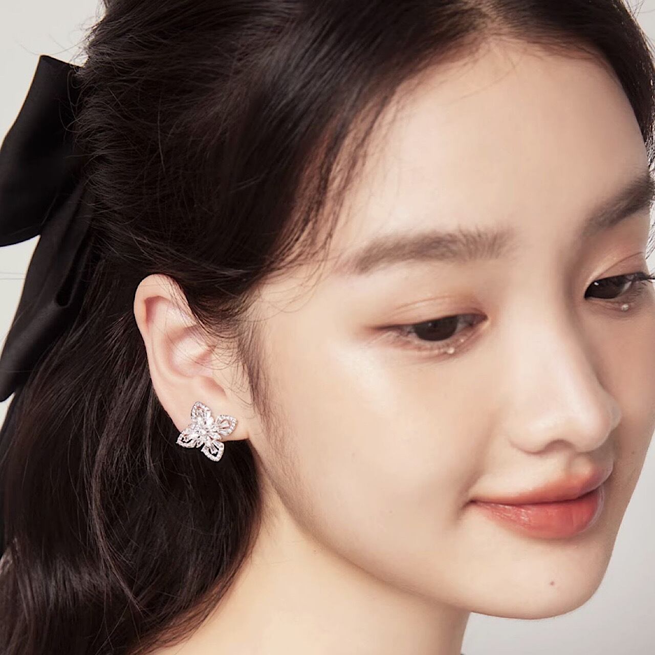 おしゃれ シルバー 四葉 クローバー レディース ピアス | FANCY