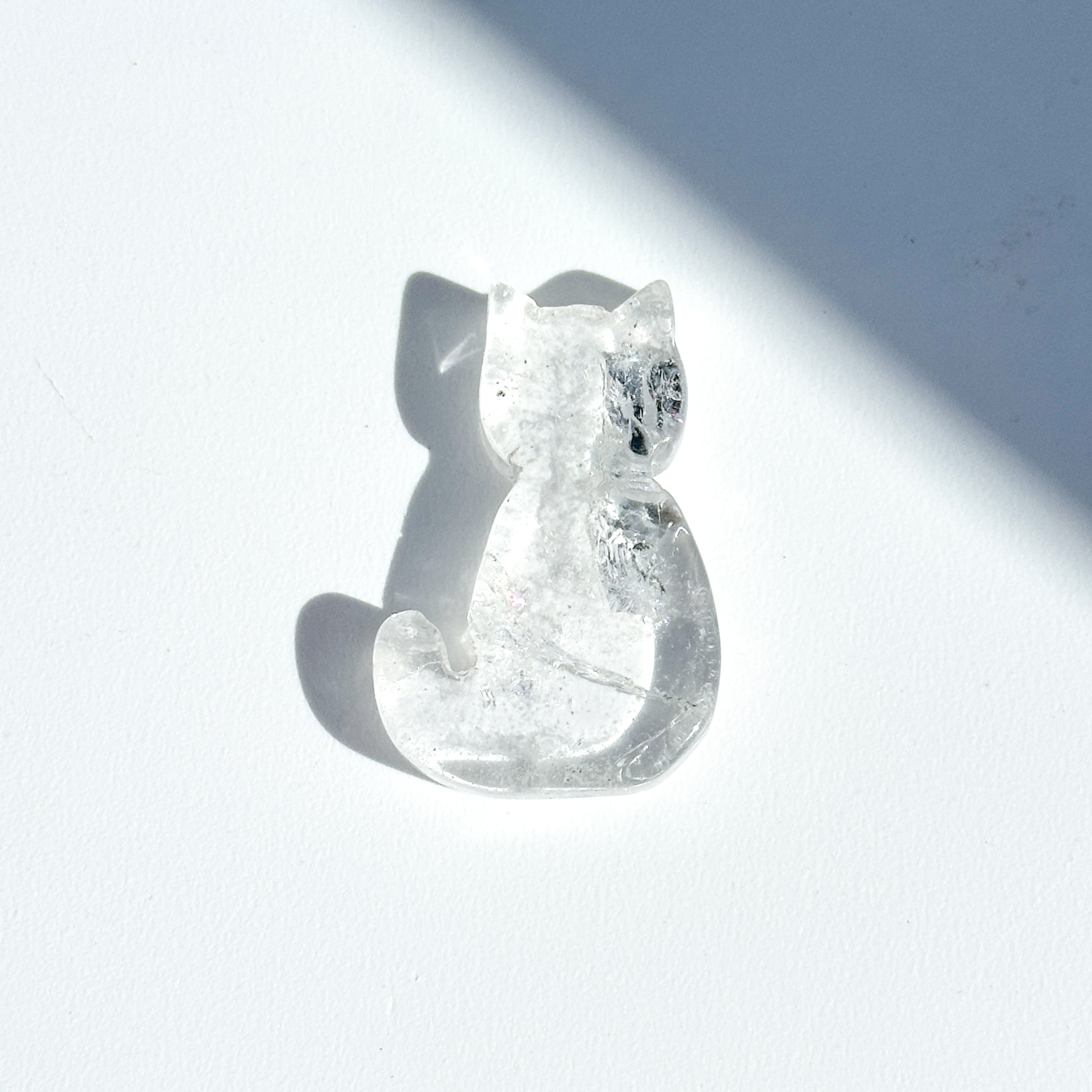 虹◎クリアクォーツ 猫ちゃん02◇Clear Quartz Cat ◇天然石・鉱物