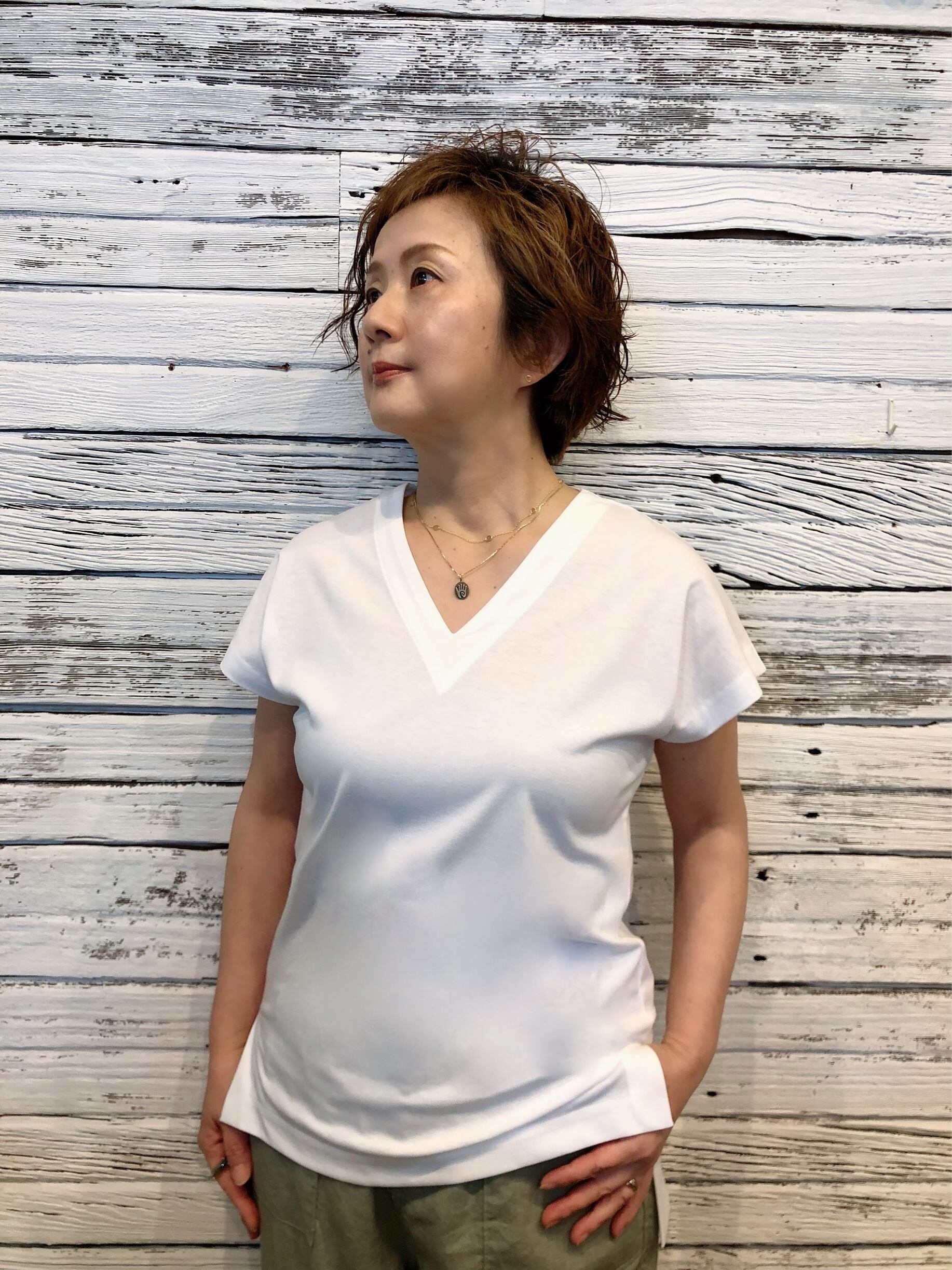 フレンチスリーブVネック ドレスTシャツ by Rawtus