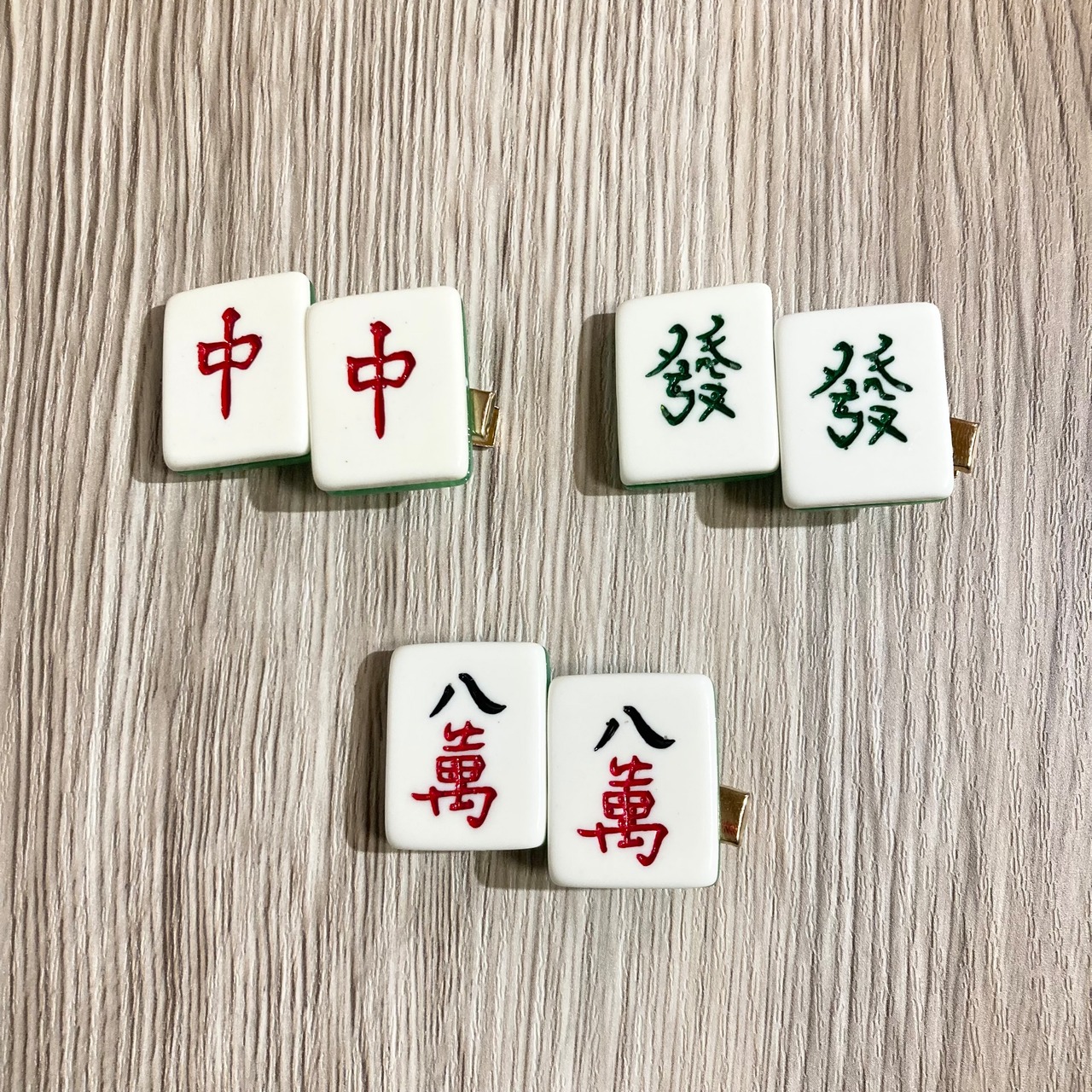 50%OFF✴︎麻雀牌ヘアクリップ(八萬) | たびのじ雑貨店