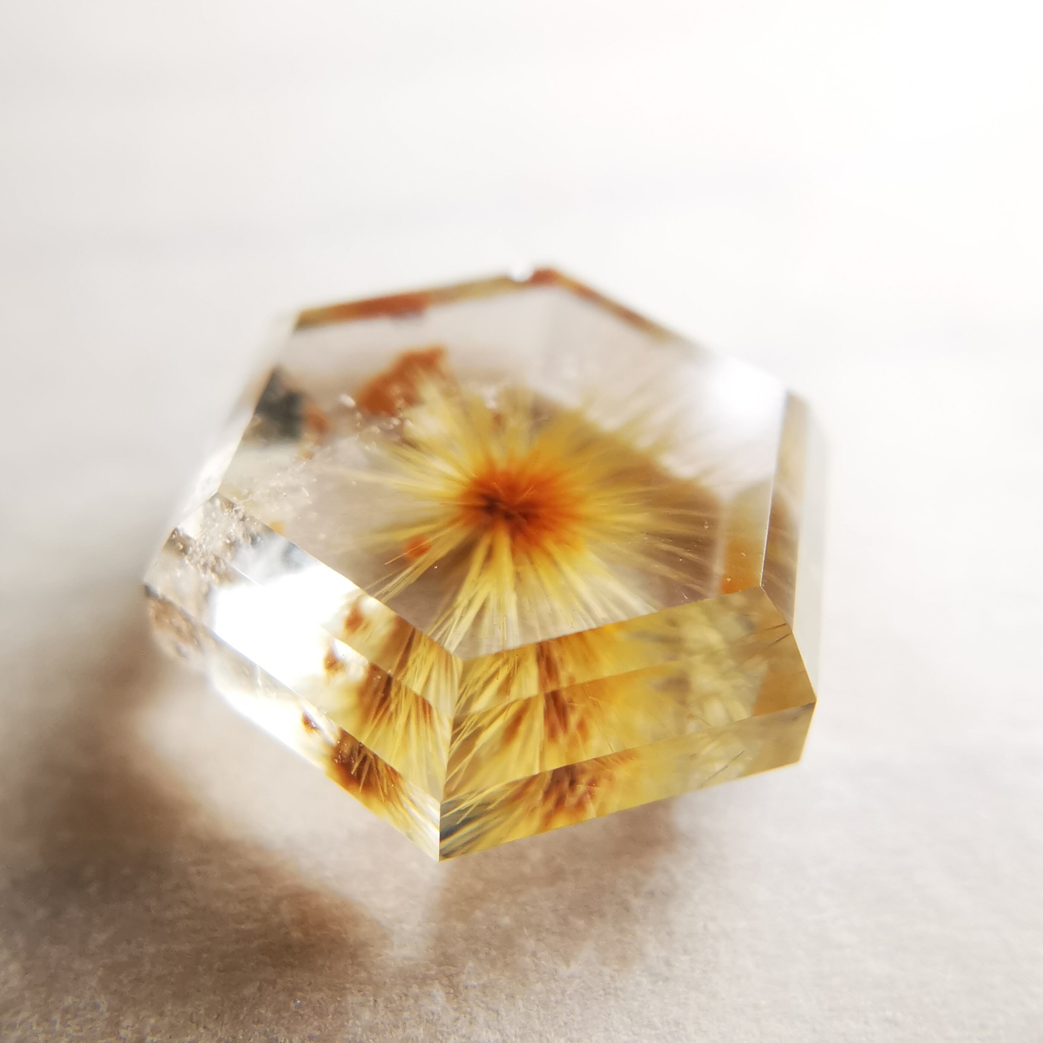 フラワールチルクォーツ 2.97ct / I-1011M フラワールチルクォーツ 2.97ct / I-1011M