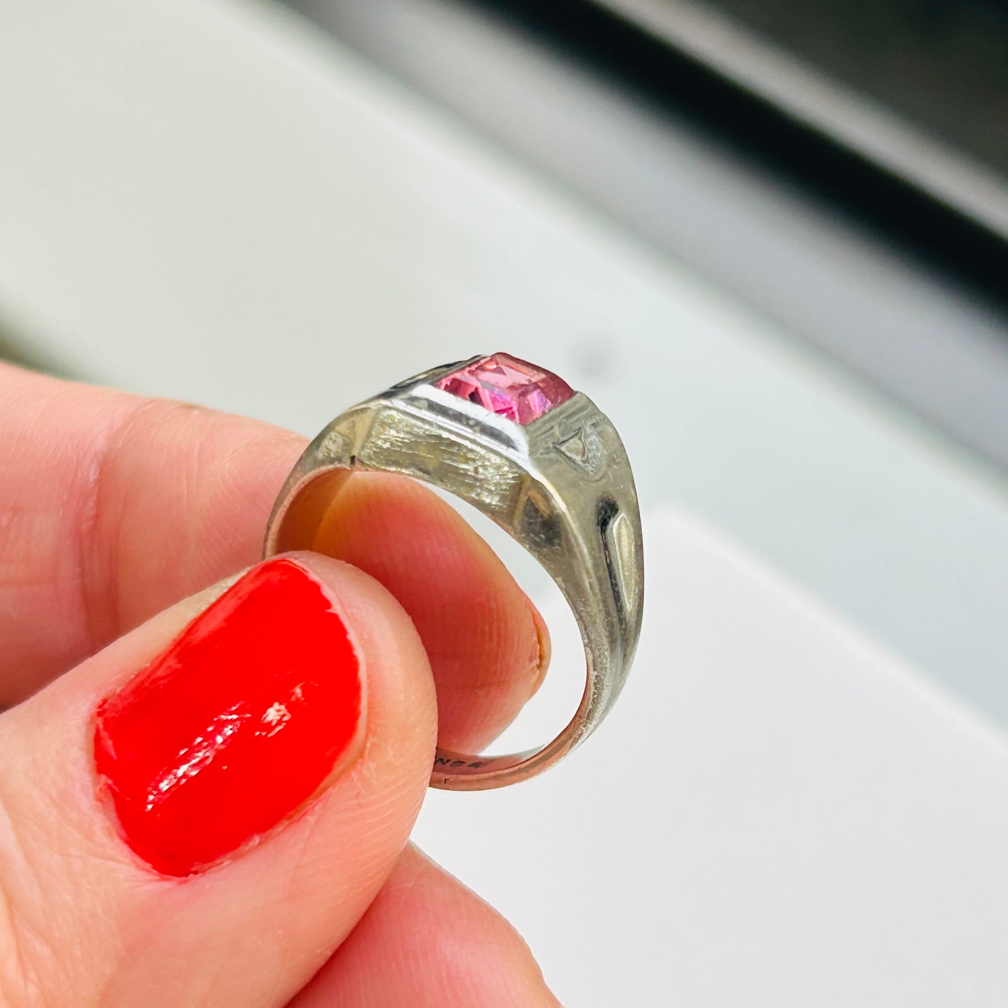 シルバー925 合成ピンクサファイヤ シグネットリング（8号） | Milo