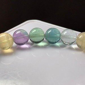 A29.淡いパステル系の色合いフローライトブレスレット