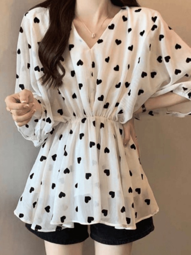 ハート柄シアーVネックウエストギャザーフレアブラウス 七分袖 ゆったり体型カバー フェミニントップス 大きいサイズ 韓国 CH11578