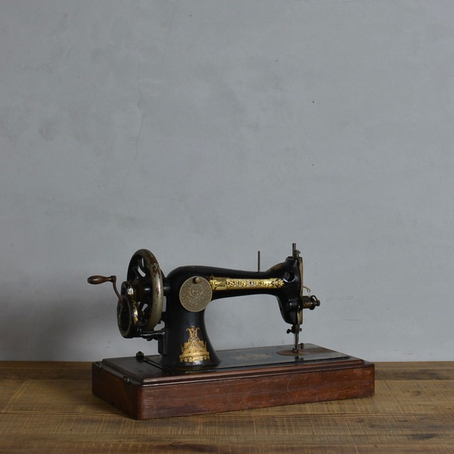 Sewing Machine / ソーイングマシーン 〈オブジェ・ディスプレイ〉108947