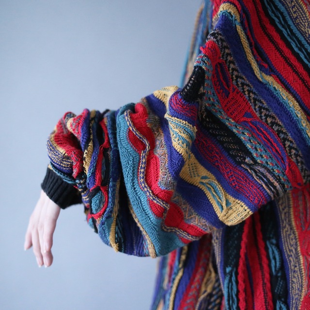 multi color crazy pattern loose silhouette 3D knit sweater