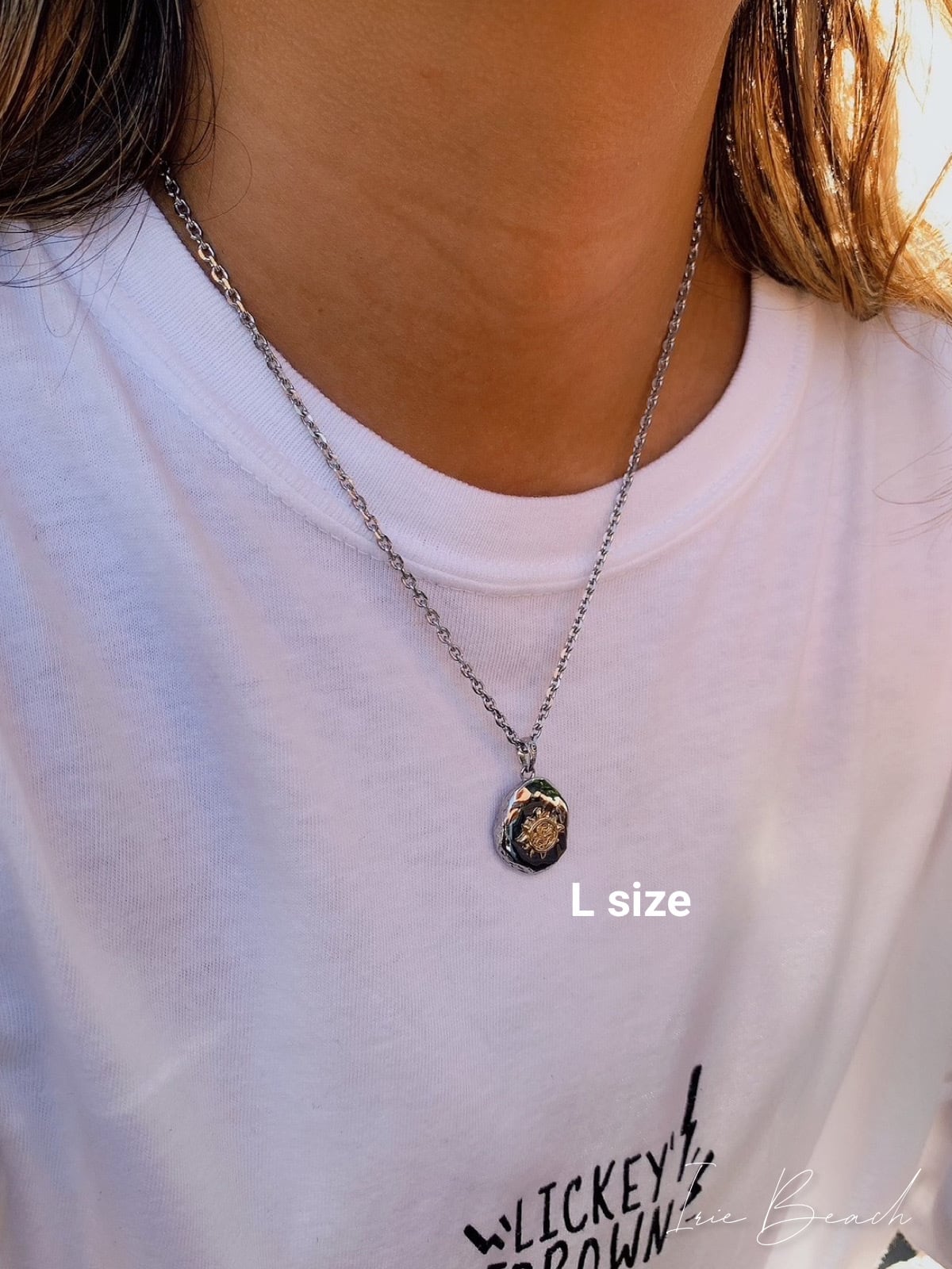 irie beach Sunstone necklace