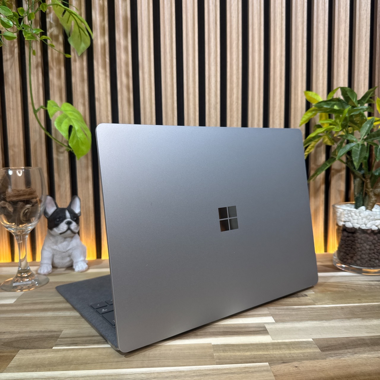 \ 公式ショップ限定価格❣️/ 準美品《最新モデル機種》Surface Laptop 5 プラチナ 第12世代 SSD256GB メモリ8GB ノートパソコン 安心サポート&3ヶ月保証付き