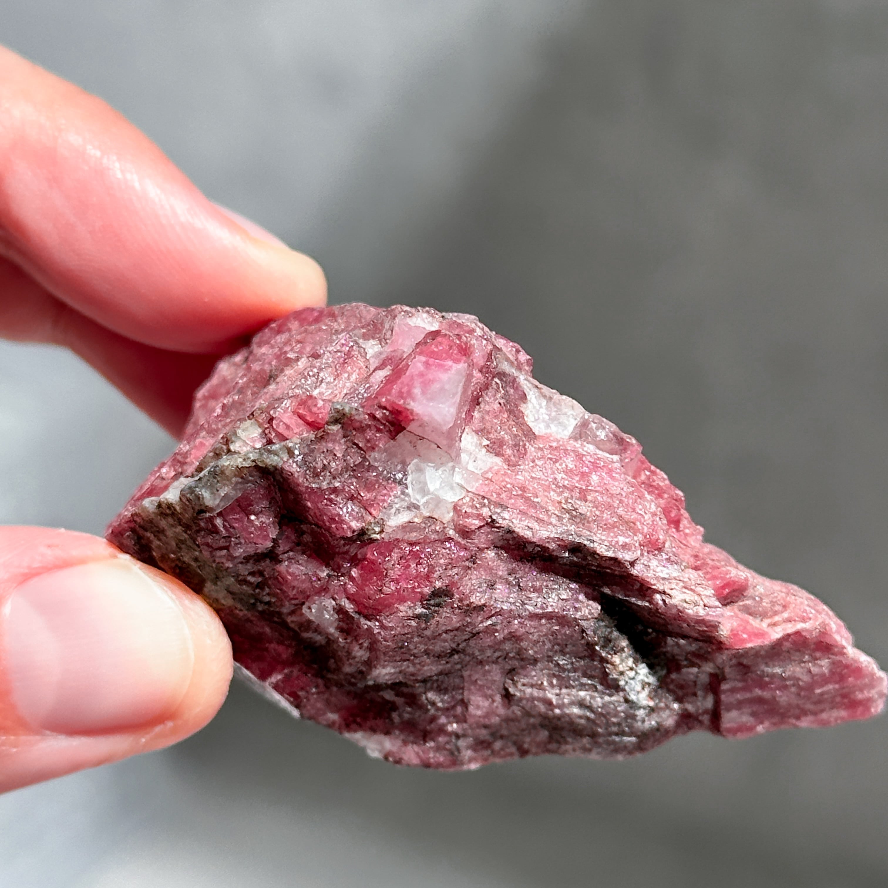 ロードナイト 原石64◇Rhodonite◇パワーストーン・天然石 | Kamoku