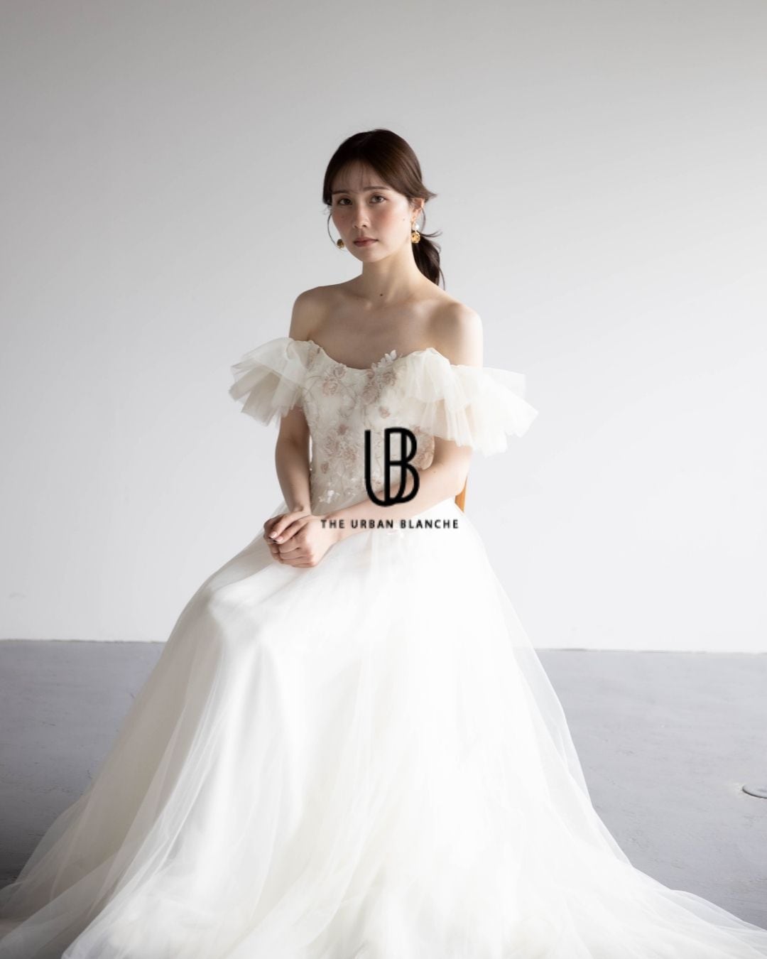 new arrival ウェディングドレス 刺繍 挙式 2次会 前撮り 【 WD116】