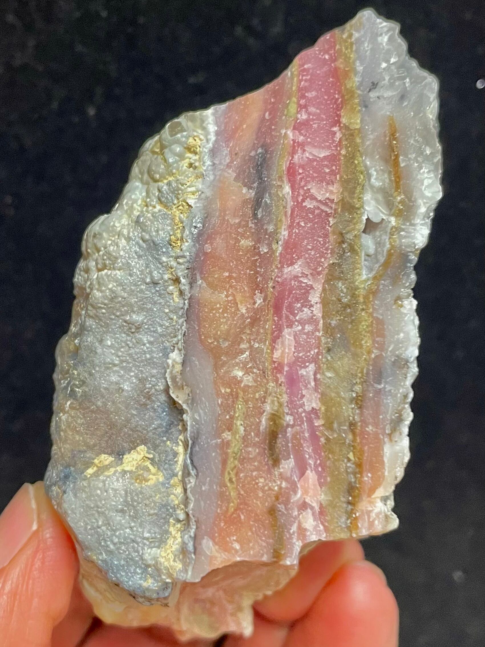 2) 慈愛と優美のピンク!ペルー産「アンデス・ピンクオパール」原石