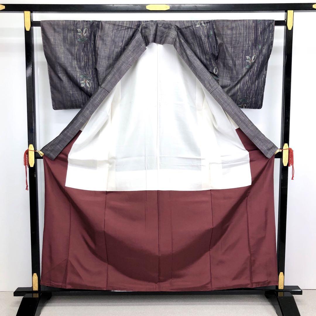 話題の行列 カタス9マルキ 本場大島紬 K-2866 縦模様に花柄 しつけ糸