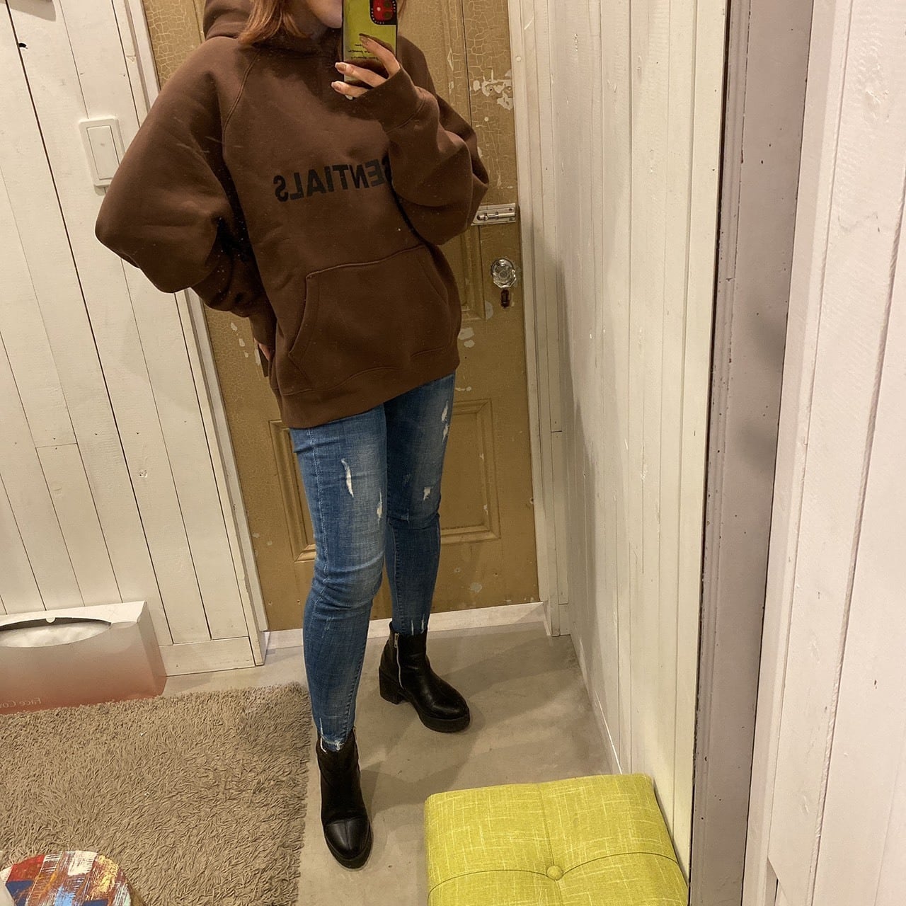 FOG ESSENTIALSフロントロゴ プルオーバーパーカー¥27,000+tax(29700