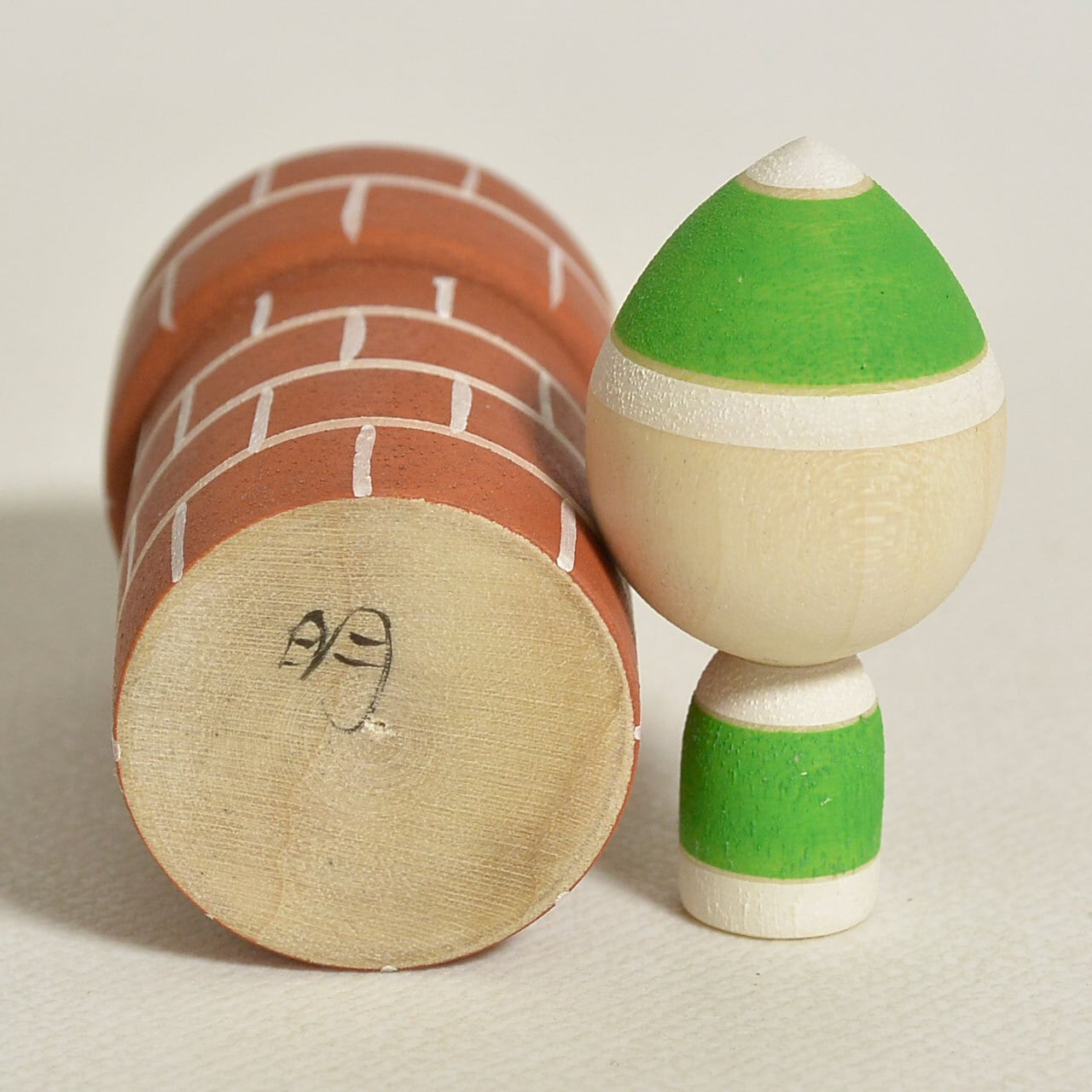 えんとつサンタちゃんこけし 約2寸 約6cm 鈴木明 工人（作並系）#2401