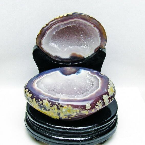 1.5Kg トレジャーメノウ アゲート ジオード 台座付属 一点物 175-1583