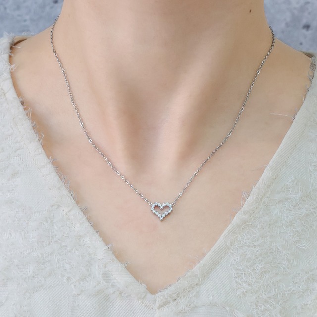 zirconia heart necklace