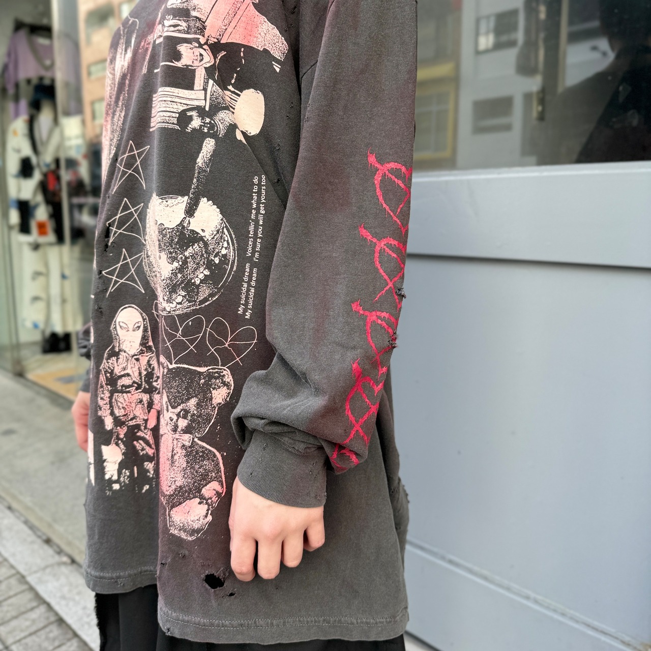 emary / Damaged Luv bite long T / DEAD BLACK | ふぁいん