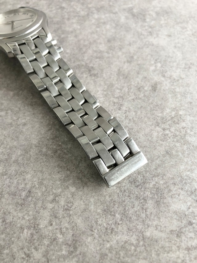 GUCCI グッチ 腕時計 シルバー ローマ文字 ステンレススチール 5500M クウォーツ vintage ヴィンテージ オールド d4tcce