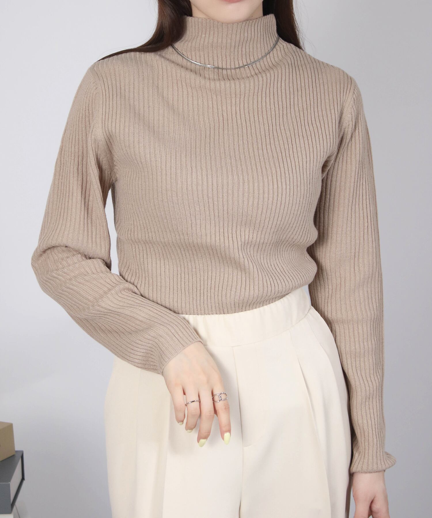 ハイネックムジリブニット