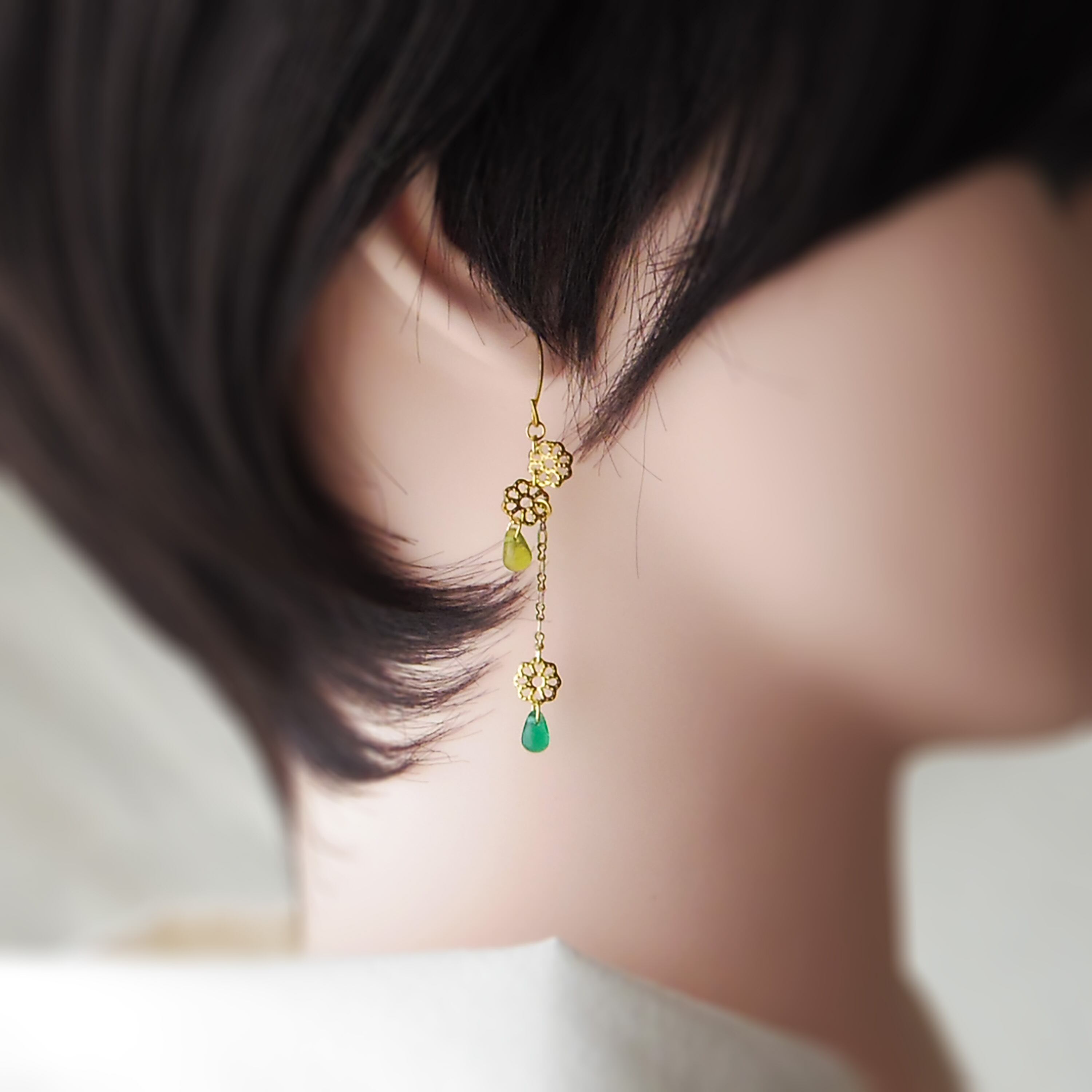 ピアス「森森、浸る」