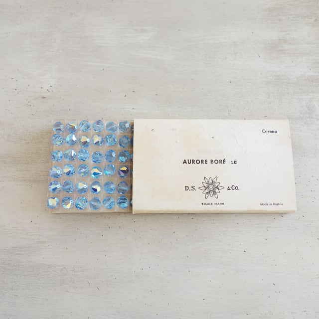 オーストリア製 1960s スワロフスキー ライトサファイアAB