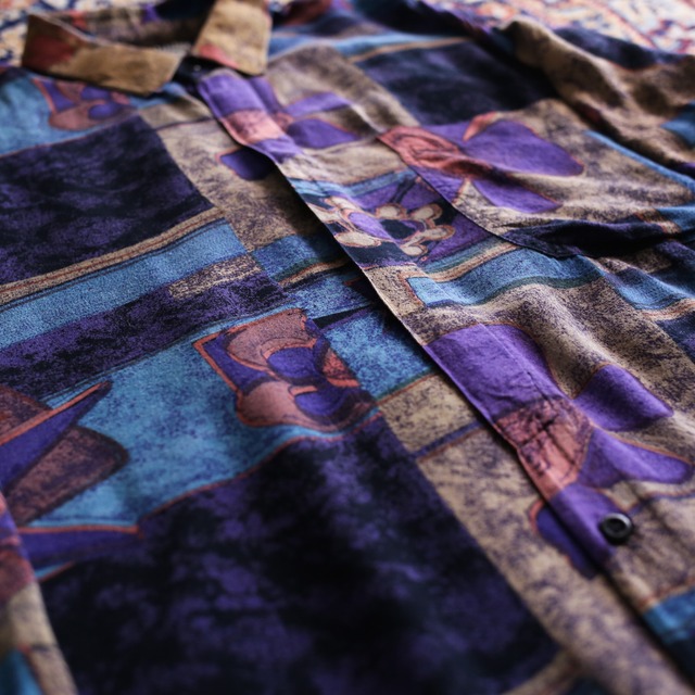 mysterious art pattern l/s fry front shirt