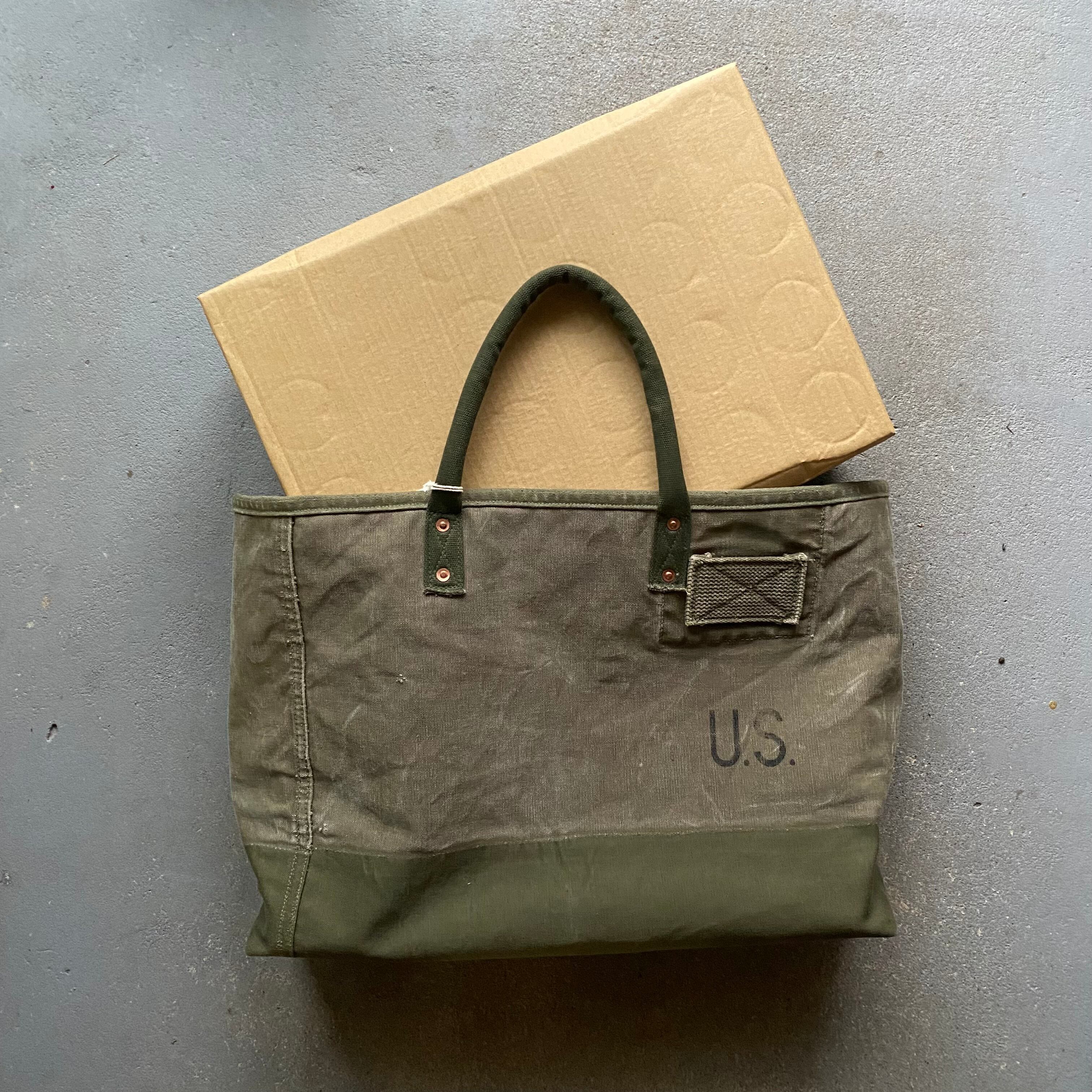 GDB8 US ARMY ダッフルバッグ リメイク トートバッグ 40s GDB8 US ARMY ダッフルバッグ リメイク トートバッグ 40s