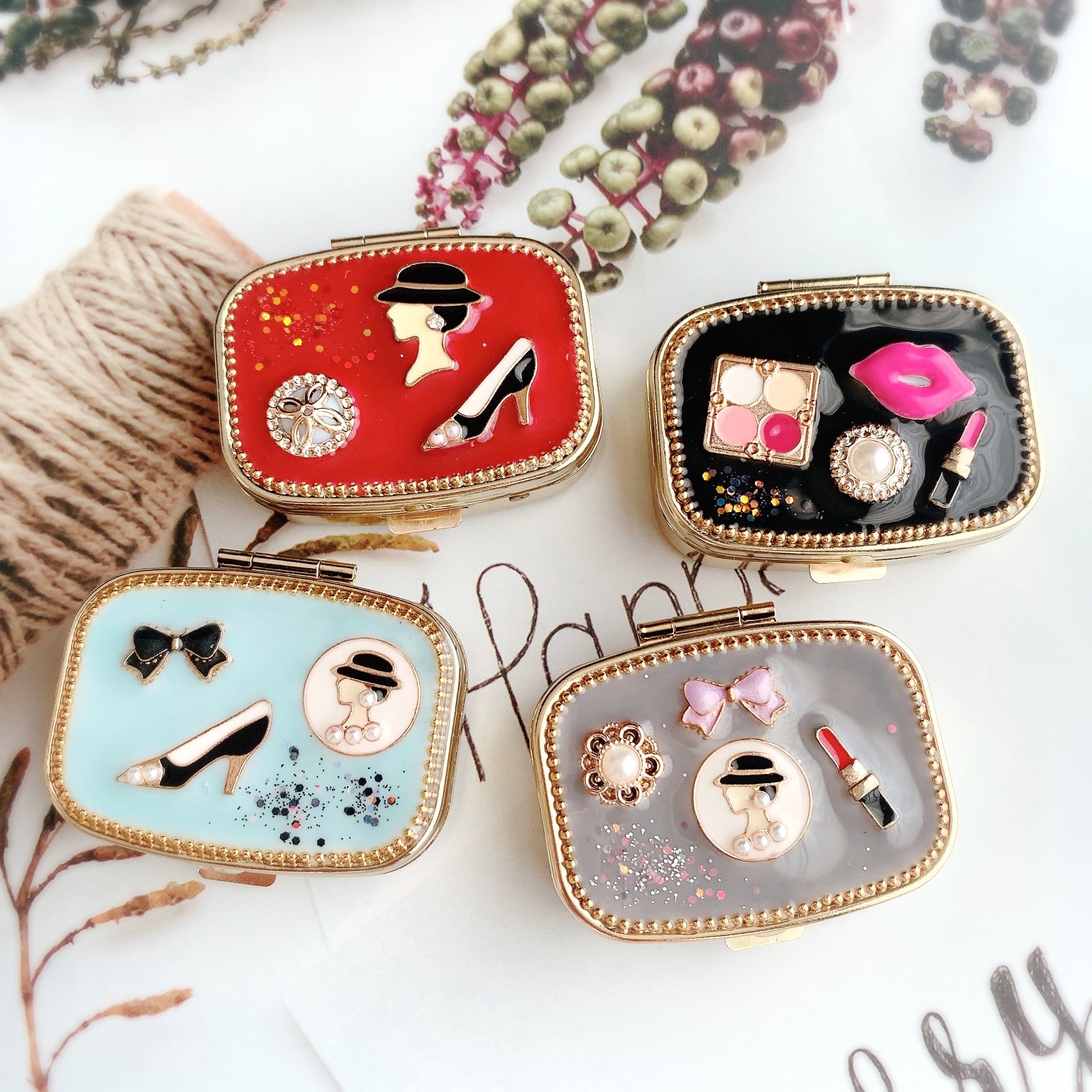 ジュエリーケース 宝石箱 ［コスメ］エナメルブラック 鏡付き / 口紅