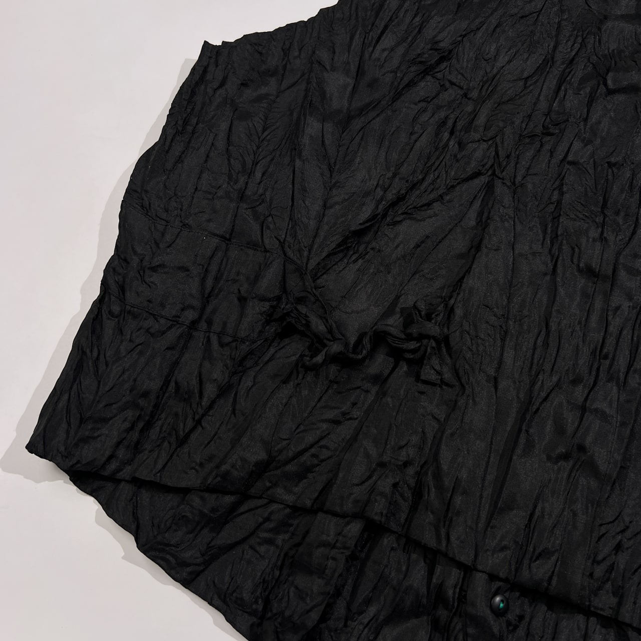 希少 レア ISSEY MIYAKE MEN イッセイミヤケ メン シワ加工 カラフルボタン ジレ ベスト サイズ M /ブラック/ビンテージ