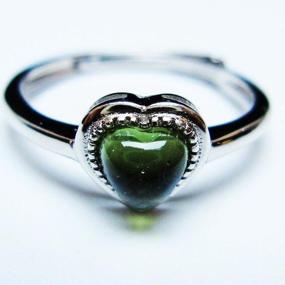 モルダバイト リング モルダウ石 指輪 ハート フリーサイズ 12号 一点物 メール便可 [M便 1/20] 199-591