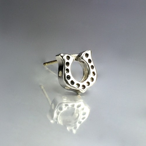 HORSESHOE STUD / ホースシューピアス