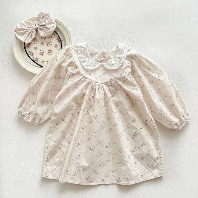 【取寄】丸襟刺繍がほんわかガーリーな花柄ワンピース