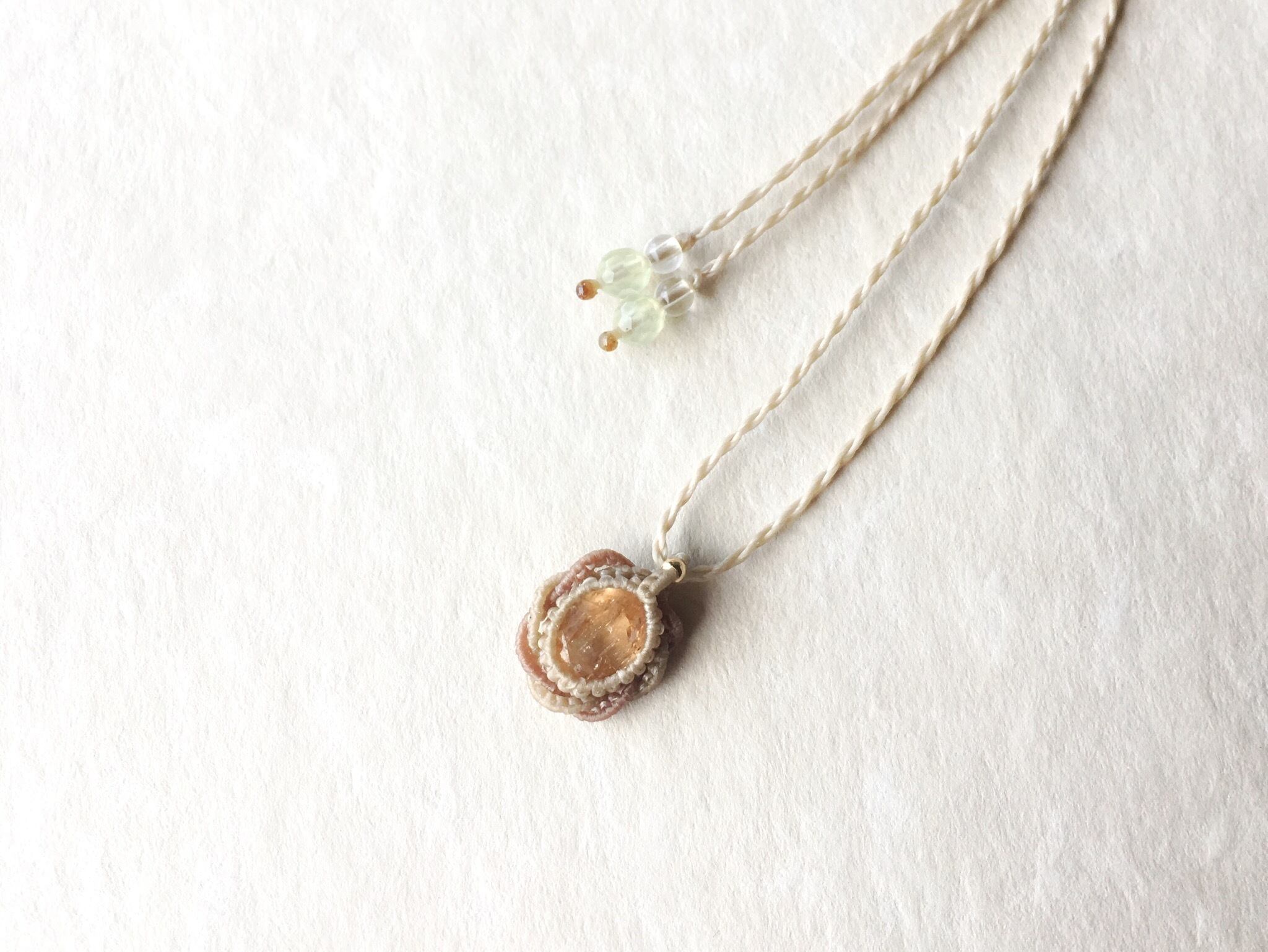 インペリアルトパーズ macramé necklace