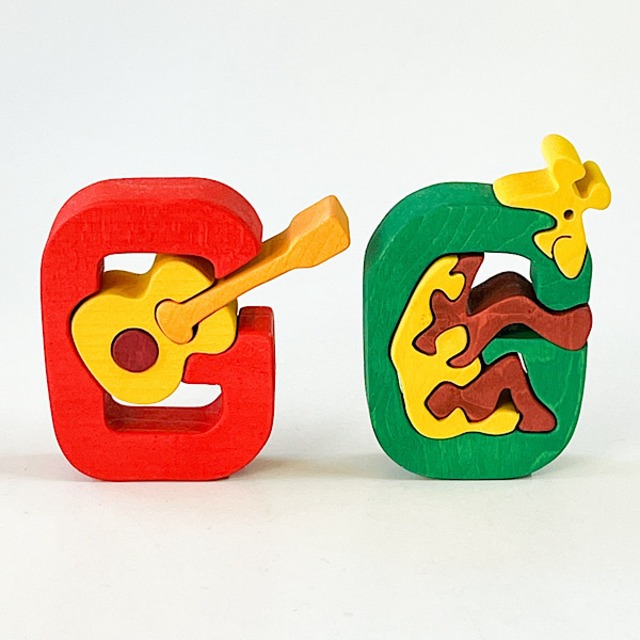 アルファベットパズル G