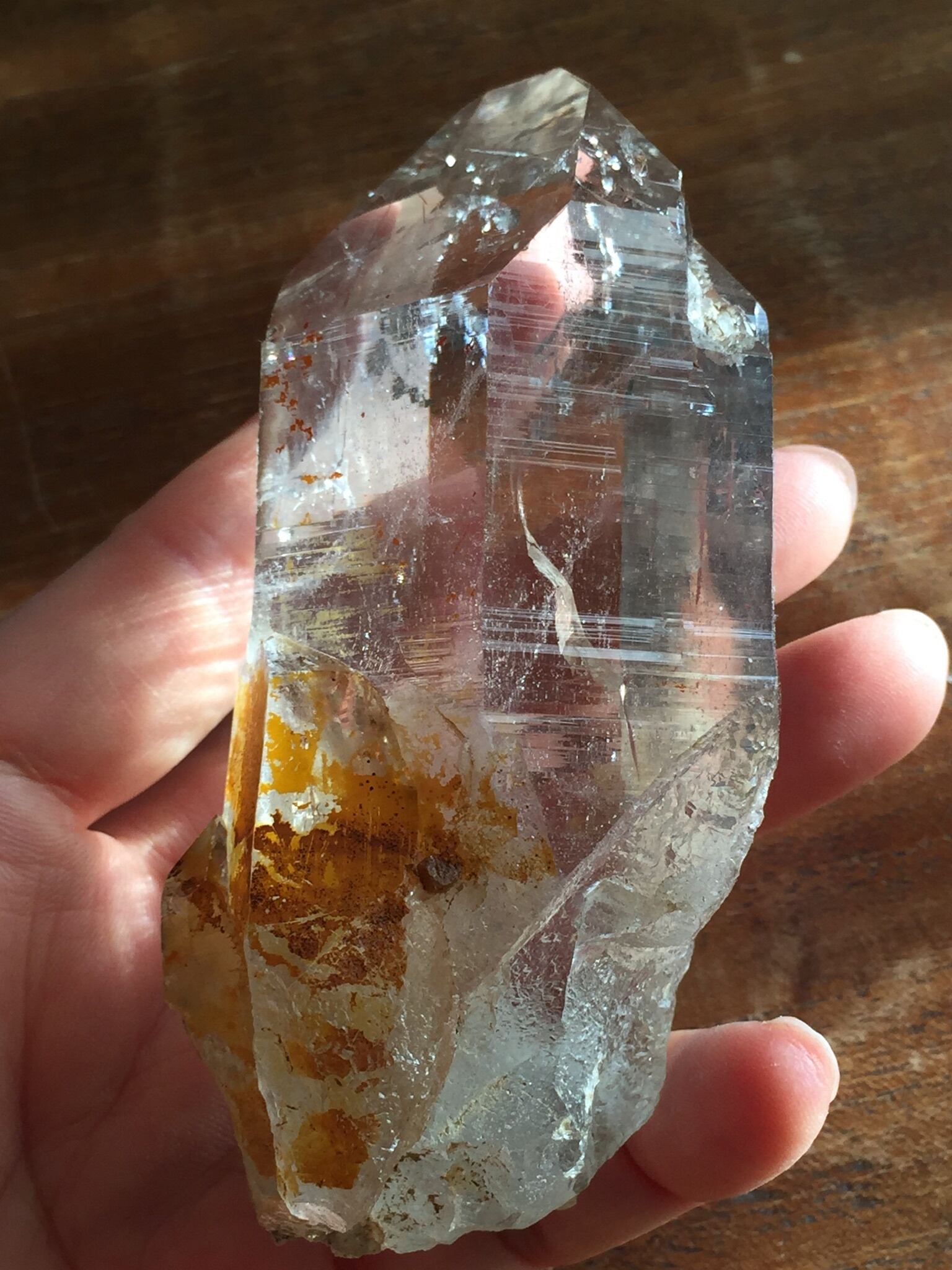 「豊穣の女神」ほんのりスモーキー アンナプルナ産クリスタル