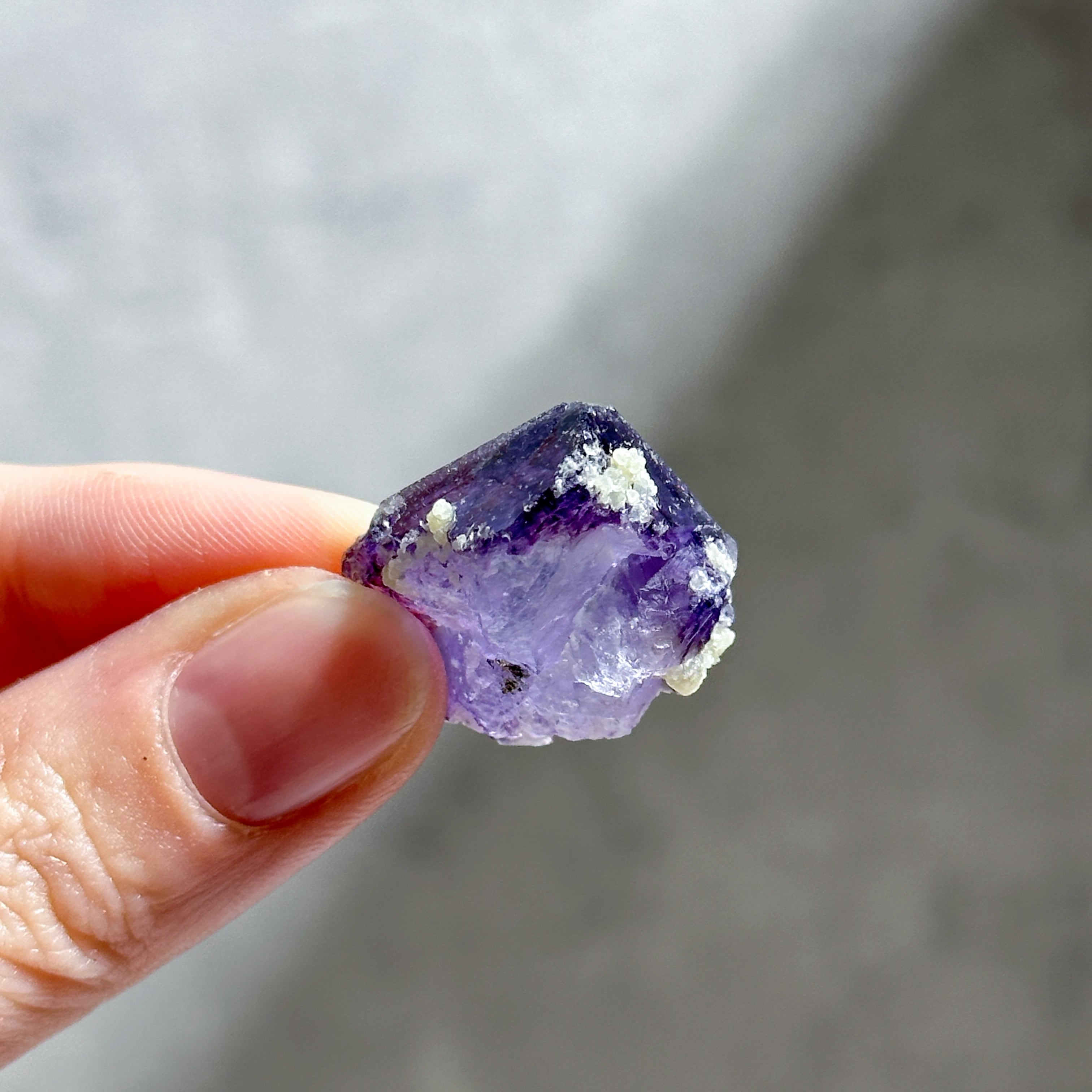 蛍光◎ヤオガンシャン産フローライト 原石11◇ Fluorite From