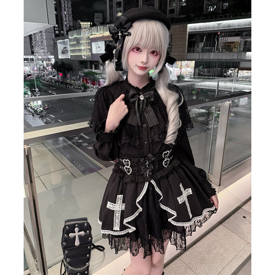 cornet ベルベット コットン　ミニスカート　ロリータ ゴスロリ ゴスロリミニスカート 十字架刺繍とコルセット風ウエストのデザイン