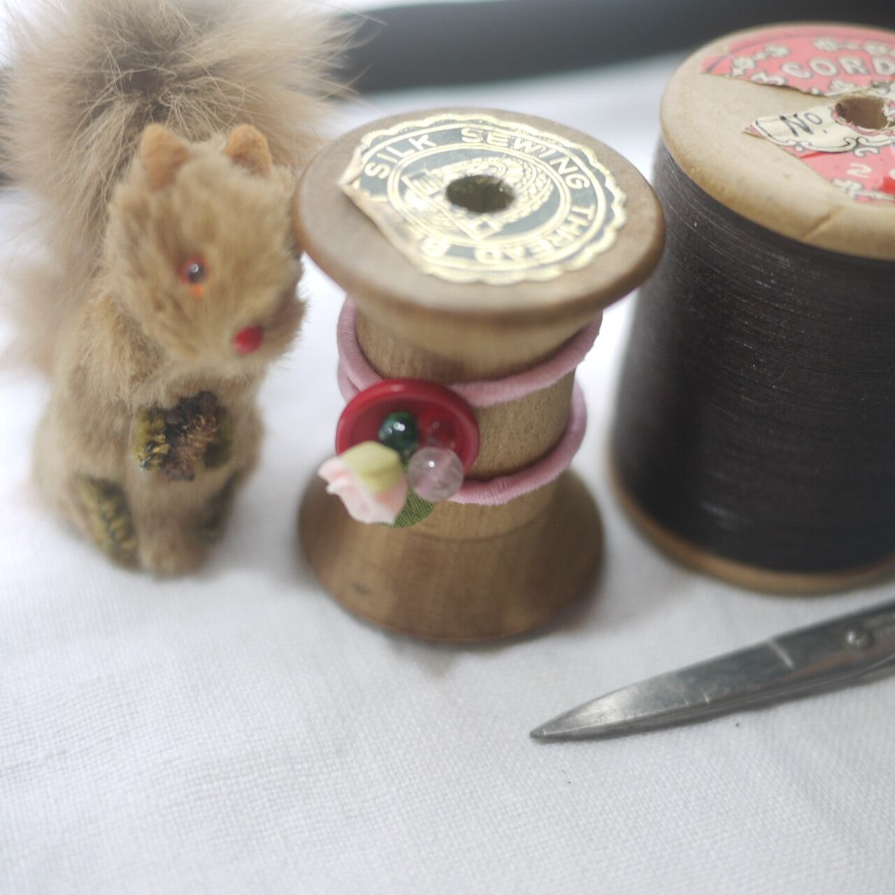 ヴィンテージパーツ キッズヘアゴム 薔薇 ドイツ