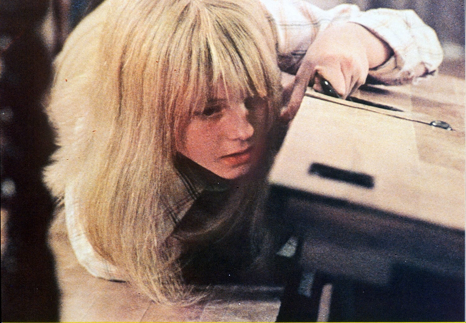 800円OFF！「白い家割」】白い家の少女 HDリマスター版 | ナイル大商店