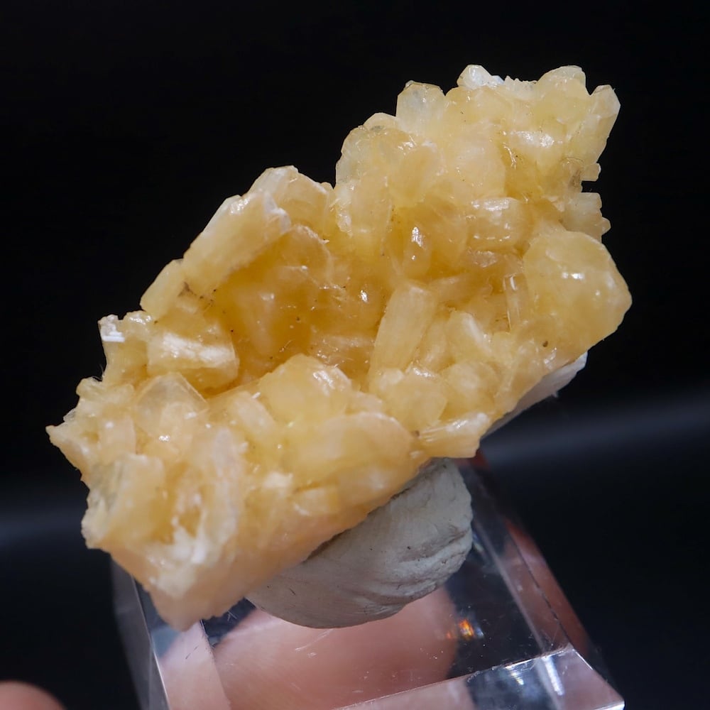 スティルバイト on ローモンタイト 18.7g OTH150 鉱物 原石 天然石