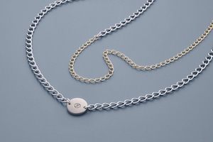 no.8 C NECKLACE