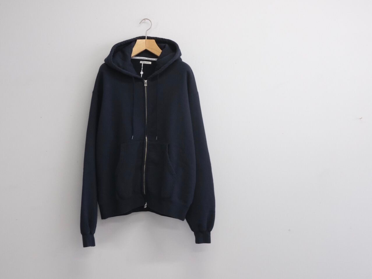 UNIVERSAL PRODUCTS.” JUMBERCA ZIP UP HOODIE” | Lapel online store